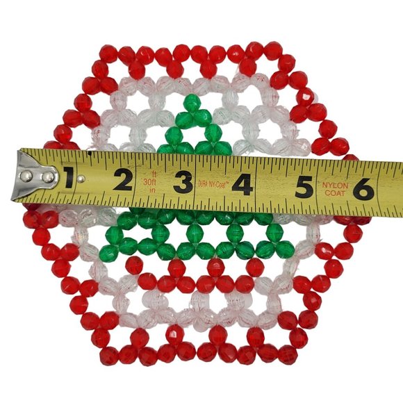 4 Vintage Christmas Beaded Doilies Plastic Red Green White Christmas Tree Kitsch - Picture 2 of 5